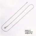 Dettaglio catena serpente in acciaio argento da 50cm con chiusura a moschettone - Catena a Serpente Argentata (P00013-7)