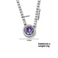 Dettaglio collana con cristallo viola e catena tennis regolabile di 38+5cm - Viola