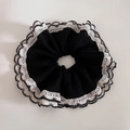 Chouchou élégant en maille noire double épaisseur avec bordure en dentelle blanche - Noir