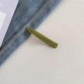 Dettaglio del fermaglio verde tartarugato con incisione dorata France Handmade - 1# Verde