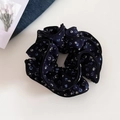 Vintage Haargummi in Dunkelblau mit Blumenmuster und gerafftem Stoff für Damen - Navy Blau Kleine Blumen
