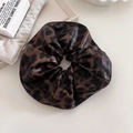 Elastico per capelli leopardato in finta pelle retrò con finitura lucida e motivo animalier - Marrone