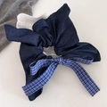 Vintage Navy Denim Haargummi mit großer Schleife und blauem Karoband-Detail - Blauer Denim Bogen Schal Haargummi