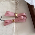 Set di due fermagli per capelli in nastro rosa antico vintage con cuori dorati - Rosa