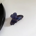 Eleganter violetter Herz-Haarklammer aus Acetat mit Marmormuster für Damenfrisuren - Blau Grau