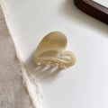Eleganter cremefarbener Herz-Haarclip aus Acetat mit klassischem französischem Design - 1# Creme-Aprikose