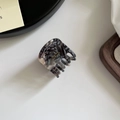 Premium marble patterned acetate hair claw clip for elegant half-up hairstyles - Black Marble