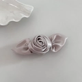 Elegante champagne satijnen rozen haarclip met 3D-bloemontwerp en zijdeachtige glans - 1# Champagne