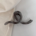 Pinza para el pelo retorcida gris translúcida para cabello grueso, accesorio grande de resina - Gris