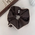 Coletero vintage francés marrón oscuro con ribete de encaje en blanco crema - Coletero A Cuadros Gris
