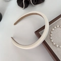 Diadema acolchada de color crema minimalista con suave tejido texturizado y forro - Diadema Blanco Crema