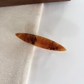 Fermaglio per capelli fatto a mano tartarugato ambrato dal design aerodinamico - Caffè/Marrone