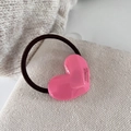 Coletero de corazón rosa en acetato con cordón negro elástico y grabado artesanal - Rosa