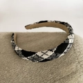 Klassisches Haarreif aus Tweed mit schwarz-weißem Karomuster, Silberfaden und rutschfestem Futter - 5# Schwarz-Weiß-Karo (2CM)