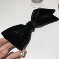 Elegante pasador de pelo de terciopelo negro con lazo y colgante de perla única - Negro