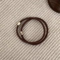 Élastiques à cheveux marron foncé avec breloques métalliques dorées cylindriques - Café Clair