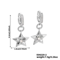 Pendientes de estrella en plata con circonitas, medidas 4,2 cm de alto y 1,9 cm de ancho - Colgante de Estrella Plateado (E04220-2)