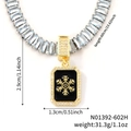 Collier flocon de neige avec pendentif rectangle noir et or et chaîne en pierres bleues - Long Rectangle Noir (N01392-602H)
