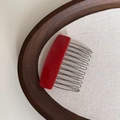 Vintage Haarkamm aus rotem Acetat mit silbernen Metallzähnen, handgefertigt - Rot