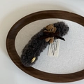 Pinza per capelli orsetto di peluche grigio con fiocco di velluto e targhetta oro - Fermaglio Banana Orsetto Peluche Riccio Grigio (4#)