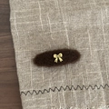 Braune Wollfilz-Haarklammer in Ovalform mit goldener Metallschleife für Damen - Braunes Ovales Schleifen-Design