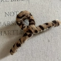 Plush leopard print hair claw clip for women featuring classic brown and black patterns - Plush Leopard Catch Clip