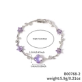 Silberfarbenes Zweig-Armband mit lila Blütenblättern und Zirkon in Kleeblattform - Lila Blume Silberner Zweig (B00768-2)