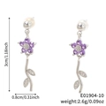Orecchini a quadrifoglio viola alla moda con steli d'argento e pietre di zircone - Stile Fiore Viola Argento (E01904-10)