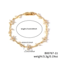 Elegante pulsera de flores doradas con micro cristales pavé y cierre de 17 cm - Estilo de Flor Amarilla y Estrás Transparente en Tono Dorado (B00767-11)