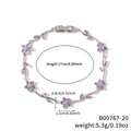 Pulsera plateada de flores con cristales morados marquise y circonitas cúbicas - Estilo de Flor Púrpura Oscuro y Estrás Púrpura en Tono Plateado (B00767-20)