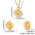 Golden clover jewelry set with yellow zircon pendant and earrings dimensions display - Gold Base Yellow Zirconia (TZ00304-2)