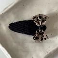 Knitted black hair clip with a leopard print bow detail for a vintage autumn style - 8# Light Leopard Bow Black Clip