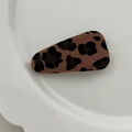 Classic brown leopard print fabric BB hair clip in teardrop shape on a white plate - 11# Leopard Small Water Drop Clip
