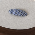 Fermaglio per capelli ovale in tessuto a quadretti blu e nero su fondo in lino beige - Quadretti Blu e Neri (1#)