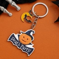 Halloween Kürbis Schlüsselanhänger mit Hexenhut und Death Party Schild auf Orange - Stil 3