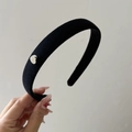 Classic black thickened headband with silver heart detail for a French vintage style look - Silver Heart Tag / Black