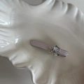 Detalle de la horquilla de estrella de mar rosa nacarada con conchas en plato blanco - Clip de Flequillo de Tira Rosa Con Corazón Blanco (1#)