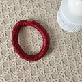 Elastico per capelli senza cuciture rosso vino con trama satinata plissettata in seta - modello base / Borgogna