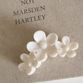 Elegant cream white plumeria flower hair claw clip made of acetate for women styling - White Three-Flower Claw