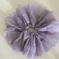 Chouchou géant en organza lavande avec design à volants multicouches vaporeux - Chouchou Oversize Violet / Violet