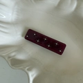 Macro di una molletta per capelli in acetato viola scuro con motivi floreali di strass - 3# Marrone Con Strass