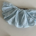 Elegante fermaglio per capelli in pizzo azzurro con volant e ricami dettagliati - Blu