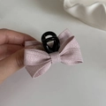 Detail einer rosa Haarklammer mit Schleife aus Stoffgewebe und schwarzem Kunststoff - Rosa Schleife (5#)