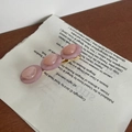 Minimalist gold barrette featuring three dusty rose resin circles with drop accents - Purple Linked Disc Style