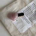 Pince à cheveux coeur en acétate rose avec marque dorée France Handmade sur base en métal - Pince à bec de canard coeur rose