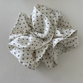 Coletero francés de lunares negros sobre crema en gasa con capas plisadas elegantes - Pequeño / Blanco Pequeño Lunares Negros