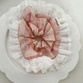 Haargummi mit rosa-weißen Streifen, Spitzenrüschen und Sweety girl Webetikett - Rosa Gestreift Weiße Spitze