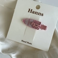Rosa karierte Haarspange für Mädchen mit Egg-Relief auf weißem Keramikhintergrund - Rosa Tropfenform (Egg Buchstabe)