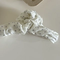 Floral fabric hair claw clip in white with purple flower pattern for women - White Floral Wavy Grab Clip