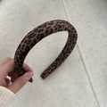 Dicker Haarreif mit Leopardenmuster aus Samt und gepolstertem Schwamm für elegantes Haar - Haarreif / Leoparden-Stirnband (2CM)